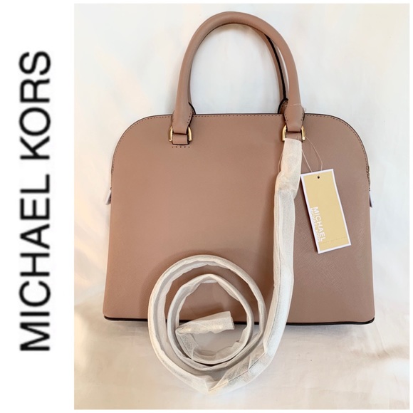 Authentic MK Leather Cindy dome satchel fawn. - Picture 4 of 6